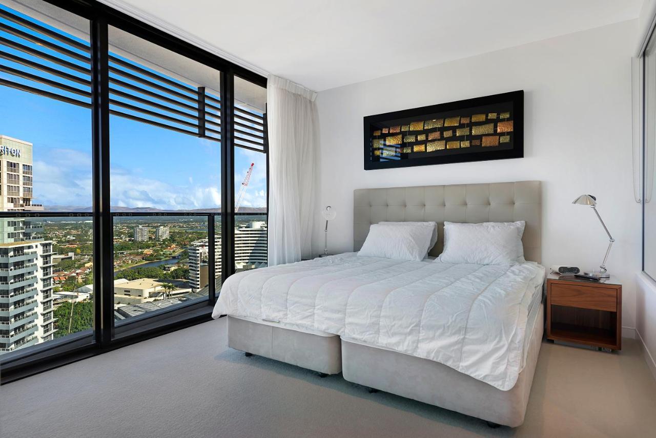 The Oracle * Gold Coast